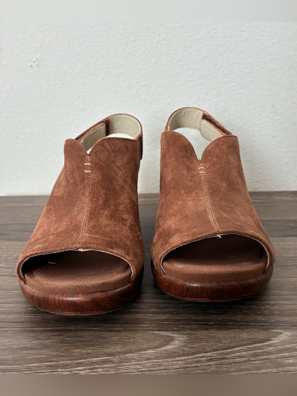 Alegria Rosie Peep Toe Wedge Sandals Size 38 Brown - Picture 2 of 14